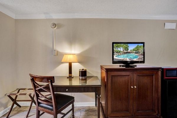 Fort Lauderdale Grand Hotel image 28